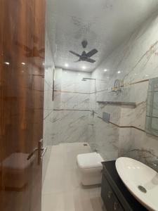 Image of 1750 Sq.ft 3 BHK Builder Floor for sale in Pratap Vihar, Ghaziabad for Rs. 14000000