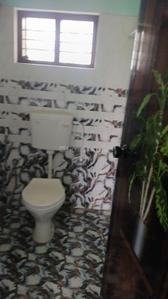 Bathroom Image of 800 Sq.ft 1 BHK Builder Floor for rent in Mannammoola Thiruvananthapuram for Rs. 9000