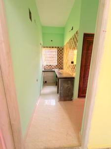 Kitchen Image of 420 Sq.ft 1 BHK Apartment / Flat for rent in Keshtopur Kolkata for Rs. 8500
