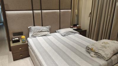 Bedroom Image of 1100 Sq.ft 3 BHK Apartment / Flat for sale in Santacruz West Mumbai for Rs. 60000000