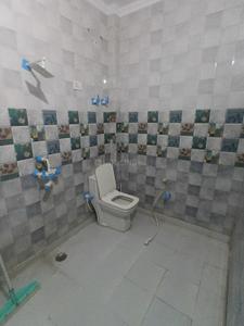 Bedroom Image of 1200 Sq.ft 2 BHK Builder Floor for rent in Sector 122 Noida for Rs. 22000