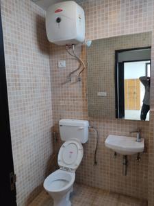 Bathroom Image of 7100 Sq.ft 5 BHK Apartment / Flat for sale in Supertech Supernova, Sector 94 Noida for Rs. 102500000
