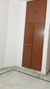 Bedroom Image of 1750 Sq.ft 2.5 BHK Builder Floor for rent in Sector 41 Noida for Rs. 35000