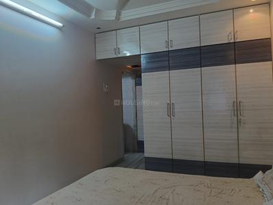 Bedroom Image of 750 Sq.ft 2 BHK Builder Floor for sale in Mulund East Mumbai for Rs. 14000000