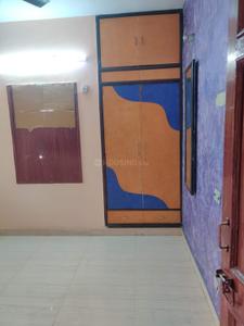 Bedroom Image of 900 Sq.ft 2 BHK Duplex for sale in Vikas Kunj, Vikaspuri New Delhi for Rs. 11500000