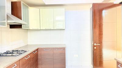 Kitchen Image of 2800 Sq.ft 3 BHK Apartment / Flat for sale in Emaar The Palm Springs, DLF Phase 5 Gurgaon for Rs. 105000000