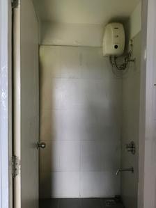 Common Bathroom Image of 580 Sq.ft 1 BHK Apartment / Flat for sale in Lodha Casa Rio, Palava Phase 1 Thane for Rs. 2900000