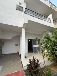 Image of 1800 Sq.ft 3 BHK Villa for rent in Paramount Golfforeste Villas, Surajpur, Greater Noida for Rs. 27000