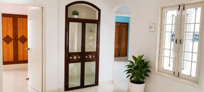 Bedroom Image of 1650 Sq.ft 3 BHK Builder Floor for sale in Thiruvanmiyur Chennai for Rs. 25000000