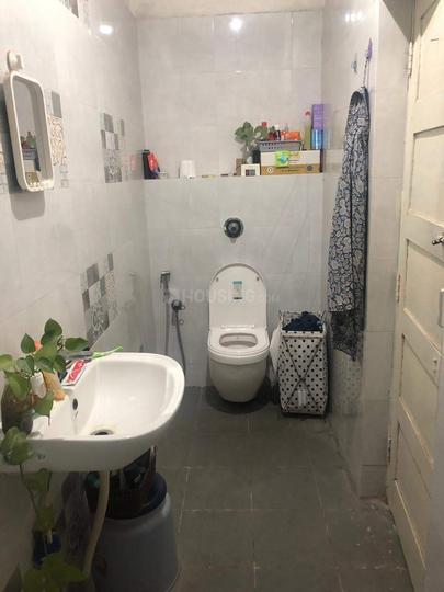 Terrace House Bathroom 1