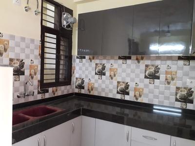 Kitchen Image of 1200 Sq.ft 2 BHK Builder Floor for rent in Palam Vihar Extension Gurgaon for Rs. 16000