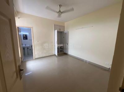 Bedroom Image of 1150 Sq.ft 2.5 BHK Apartment / Flat for rent in Supertech Cape Town, Sector 74 Noida for Rs. 25000