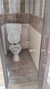 Bathroom Image of 540 Sq.ft 2 BHK Builder Floor for sale in Laxmi Nagar New Delhi for Rs. 2800000