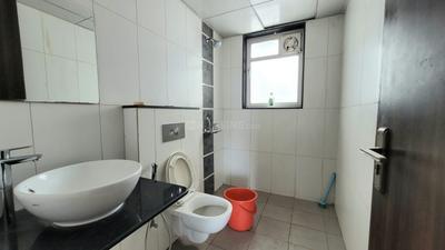 Image of 1300 Sq.ft 2 BHK Apartment / Flat for sale in Kolte Patil 24K Sereno, Baner, Pune for Rs. 13900000