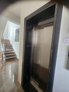 Image of 1500 Sq.ft 3 BHK Apartment / Flat for rent in Upkar Spring Valley, Eluvapalli, Hosur for Rs. 30000
