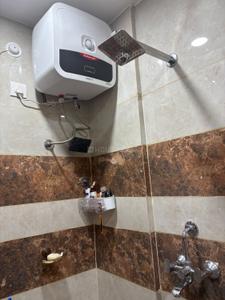 Bathroom Image of 1950 Sq.ft 3 BHK Apartment / Flat for sale in  Chinar Homes, Kishanpura Zirakpur for Rs. 11000000