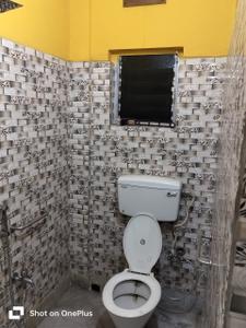 Image of 830 Sq.ft 2 BHK Apartment / Flat for sale in Haltu, Kolkata for Rs. 3600000