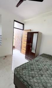 Bedroom Image of 600 Sq.ft 1 BHK Builder Floor for rent in Patel Nagar New Delhi for Rs. 18750