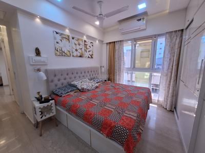 Bedroom Image of 775 Sq.ft 2.5 BHK Apartment / Flat for sale in Platinum Life, Andheri West Mumbai for Rs. 35000000