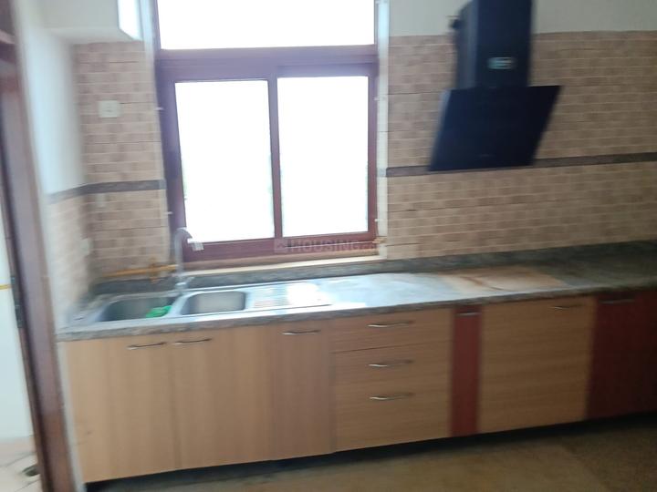 Earth Court Main Image 1