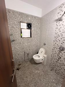 Bathroom Image of 1600 Sq.ft 3 BHK Apartment / Flat for rent in Shivaji Nagar Nagpur for Rs. 38000