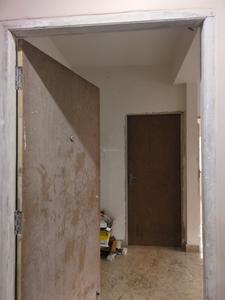 Main Entrance Image of 900 Sq.ft 2 BHK Apartment / Flat for sale in Lake Town Kolkata for Rs. 5220000