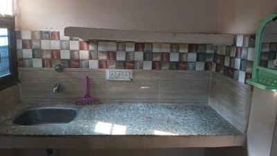 Kitchen Image of 750 Sq.ft 1 RK Builder Floor for rent in Sector 38 Gurgaon for Rs. 10000
