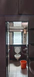Bathroom Image of 700 Sq.ft 2 BHK Apartment / Flat for sale in Malad East Mumbai for Rs. 16000000