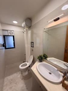 Bathroom Image of 1685 Sq.ft 3 BHK Apartment / Flat for sale in Hiranandani Gardens Lake Castle, Powai Mumbai for Rs. 63500000