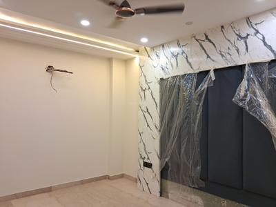 Bedroom Image of 1800 Sq.ft 3 BHK Builder Floor for sale in Paschim Vihar New Delhi for Rs. 37500000
