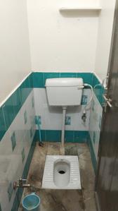 Bathroom Image of 910 Sq.ft 2 BHK Independent House for rent in Kalyanpur Kanpur for Rs. 10000