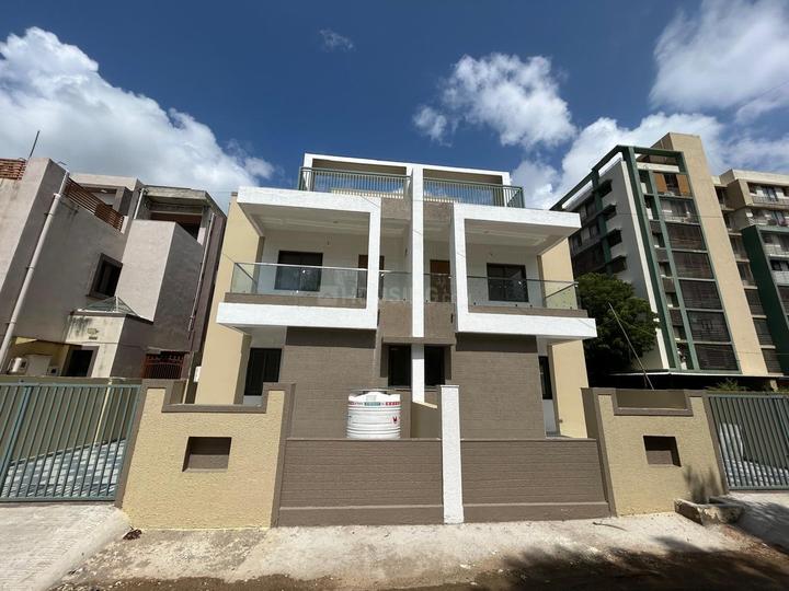 Dev 94 bunglow Main Image 1