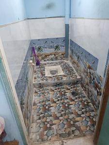 Bathroom Image of 850 Sq.ft 1 BHK Independent House for rent in Gudiyatham Vellore for Rs. 5500