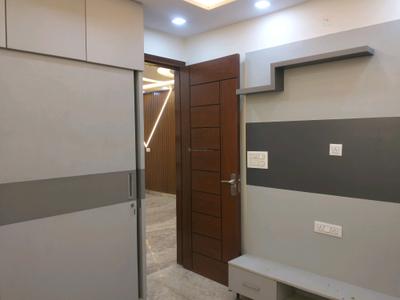 Bedroom Image of 950 Sq.ft 3 BHK Builder Floor for sale in Shalimar Bagh New Delhi for Rs. 16200000