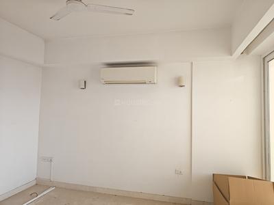 Bedroom Image of 1550 Sq.ft 3 BHK Apartment / Flat for rent in DLF The Primus, Sector 82A Gurgaon for Rs. 56000