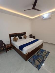 Bedroom Image of 1700 Sq.ft 3 BHK Apartment / Flat for rent in Buland City, Tajganj Agra for Rs. 26000