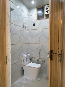 Common Bathroom Image of 1400 Sq.ft 3 BHK Builder Floor for sale in Indirapuram Ghaziabad for Rs. 11700000