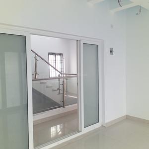 Bedroom Image of 1450 Sq.ft 3 BHK Builder Floor for rent in Palavakkam, Sholinganallur Chennai for Rs. 35000