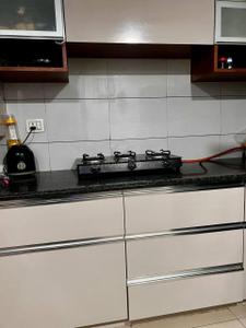 Kitchen Image of 750 Sq.ft 1 BHK Independent House for rent in Paldi Ahmedabad for Rs. 24000