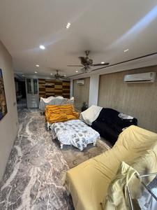 Bedroom Image of 4000 Sq.ft 5 BHK Builder Floor for sale in Janakpuri New Delhi for Rs. 70000000