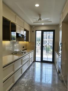 Kitchen Image of 2721 Sq.ft 4.5 BHK Apartment / Flat for sale in DLF Park Place, Sector 54 Gurgaon for Rs. 104000000