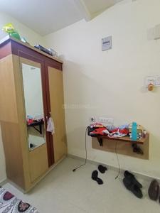 Bedroom Image of 300 Sq.ft 1 RK Apartment / Flat for rent in Madhapur Hyderabad for Rs. 20000