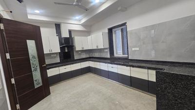 Kitchen Image of 4000 Sq.ft 4 BHK Apartment / Flat for rent in Madhapur Hyderabad for Rs. 175000