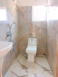 Common Bathroom Image of 1385 Sq.ft 3 BHK Apartment / Flat for sale in Behala Kolkata for Rs. 9000000