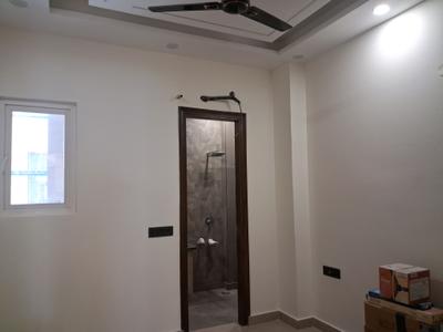 Bedroom Image of 1350 Sq.ft 3 BHK Builder Floor for rent in Paschim Vihar New Delhi for Rs. 55000