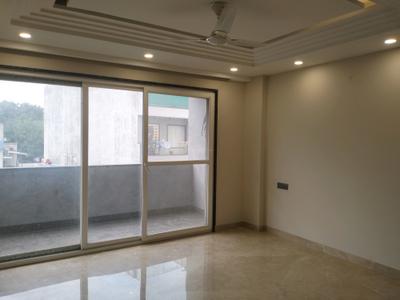 Bedroom Image of 2000 Sq.ft 3 BHK Builder Floor for sale in Mansarover Garden New Delhi for Rs. 35000000