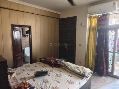 Bedroom Image of 1850 Sq.ft 3 BHK Apartment / Flat for sale in Amrapali Sapphire, Sector 45 Noida for Rs. 22000000
