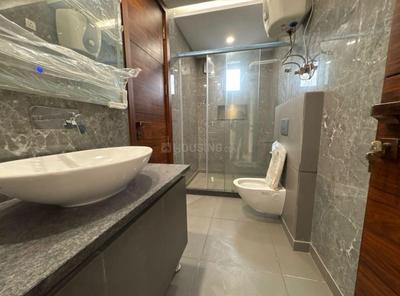Image of 2250 Sq.ft 4 BHK Builder Floor for sale in Rajouri Garden, New Delhi for Rs. 53500000