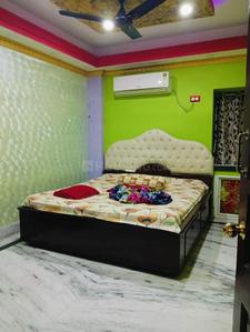 Bedroom Image of 1300 Sq.ft 3.5 BHK Apartment / Flat for sale in Santoshpur Kolkata for Rs. 5500000