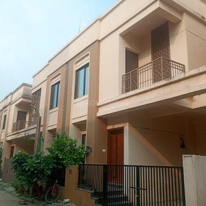 Building Image of 2350 Sq.ft 4 BHK Duplex for sale in Talsat Vadodara for Rs. 9500000